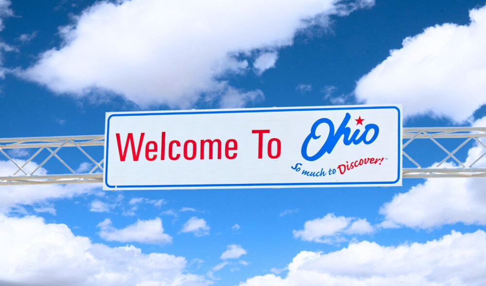 Welcome-to-Ohio-State-sign