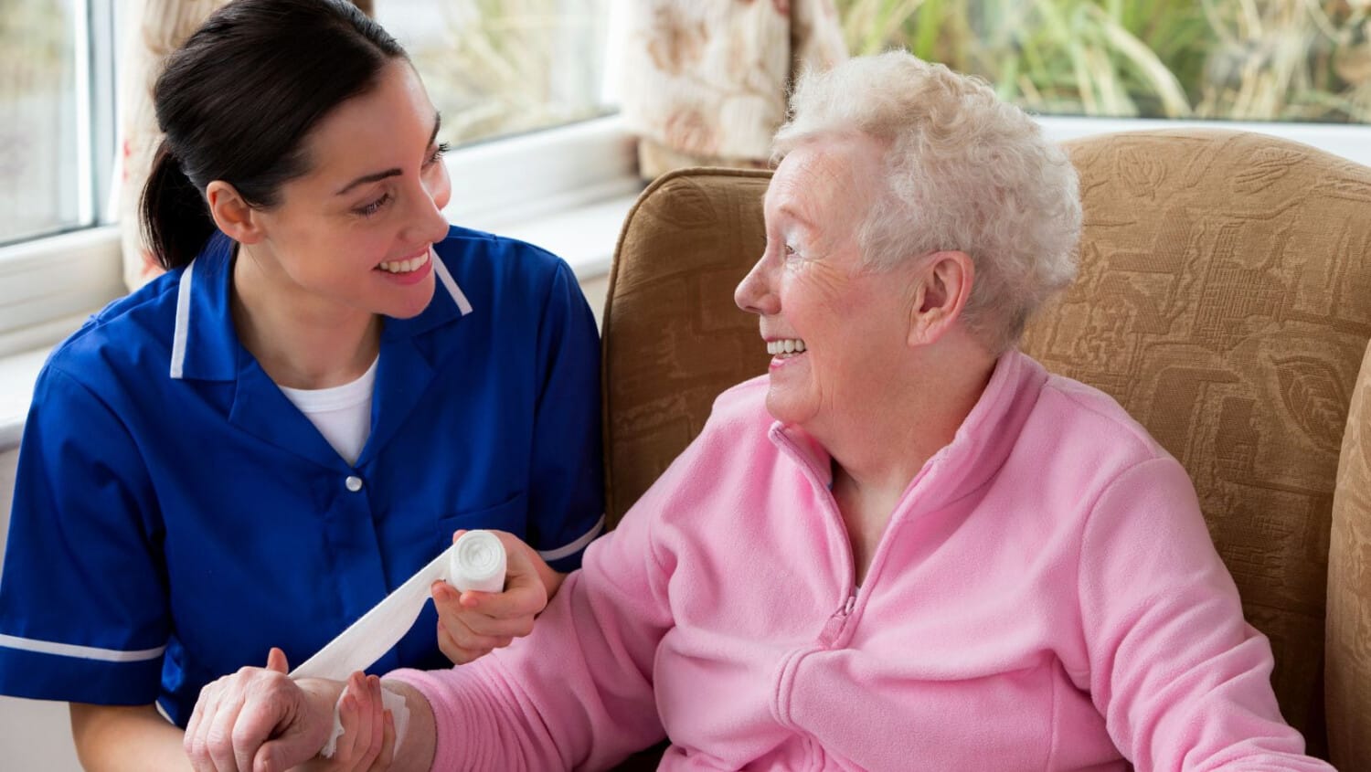 nurse-and-patient