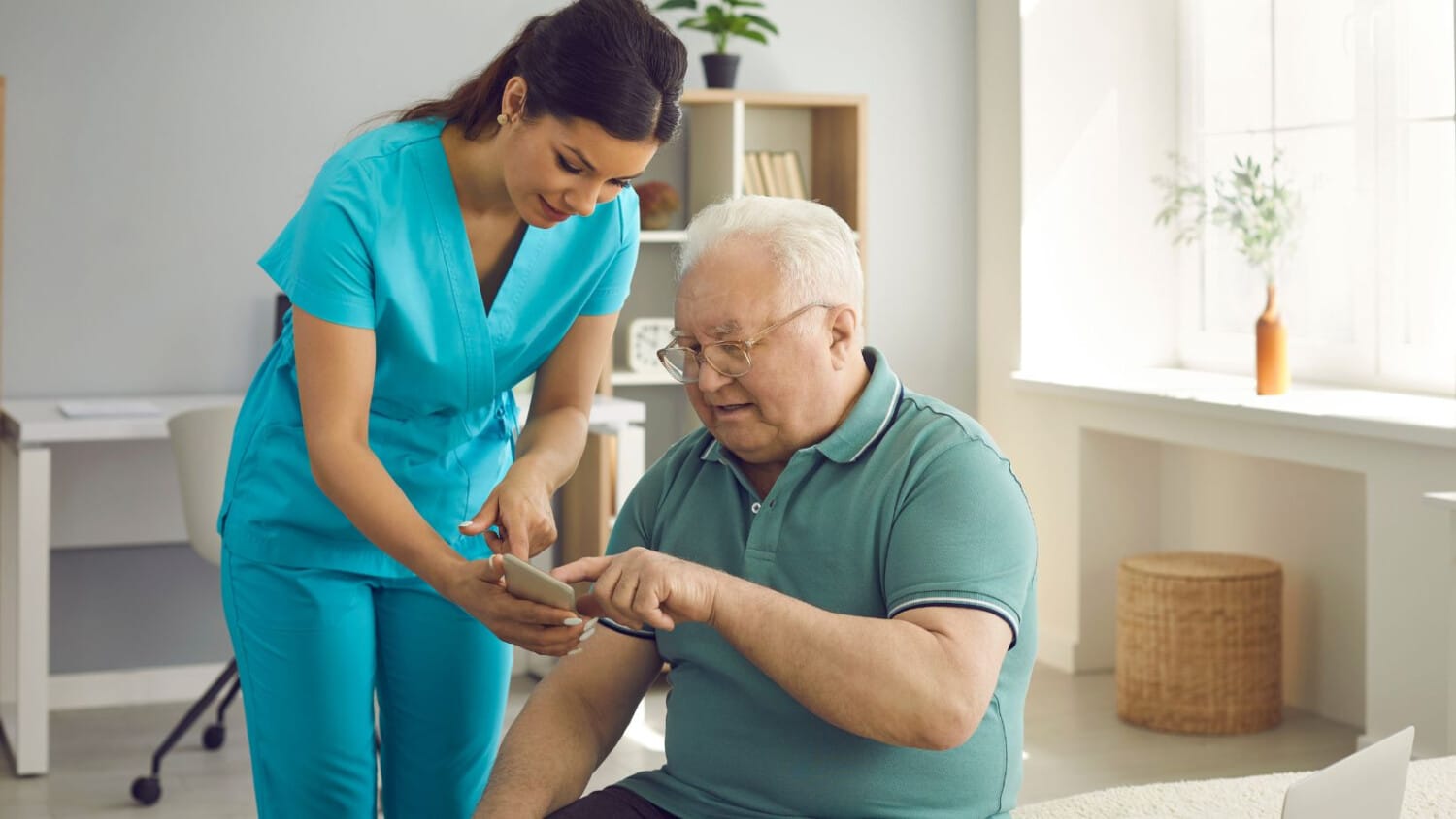 Top benefits of using a home care scheduling app to boost efficiency, reduce errors, and save time.