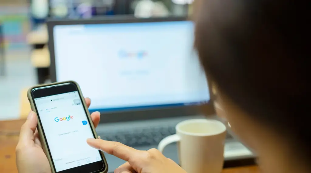 ShiftCare visualizing digital work and connected online search behavior.